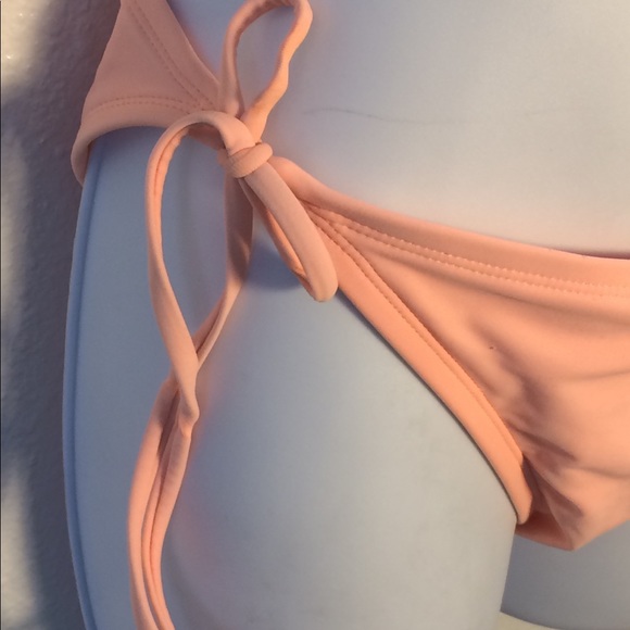 Peach 🍑 pink swimsuit - Picture 4 of 6